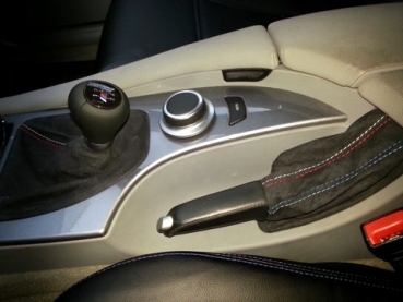 Gear cuff and handbrake cuff alcantara BMW E60 E61 MT